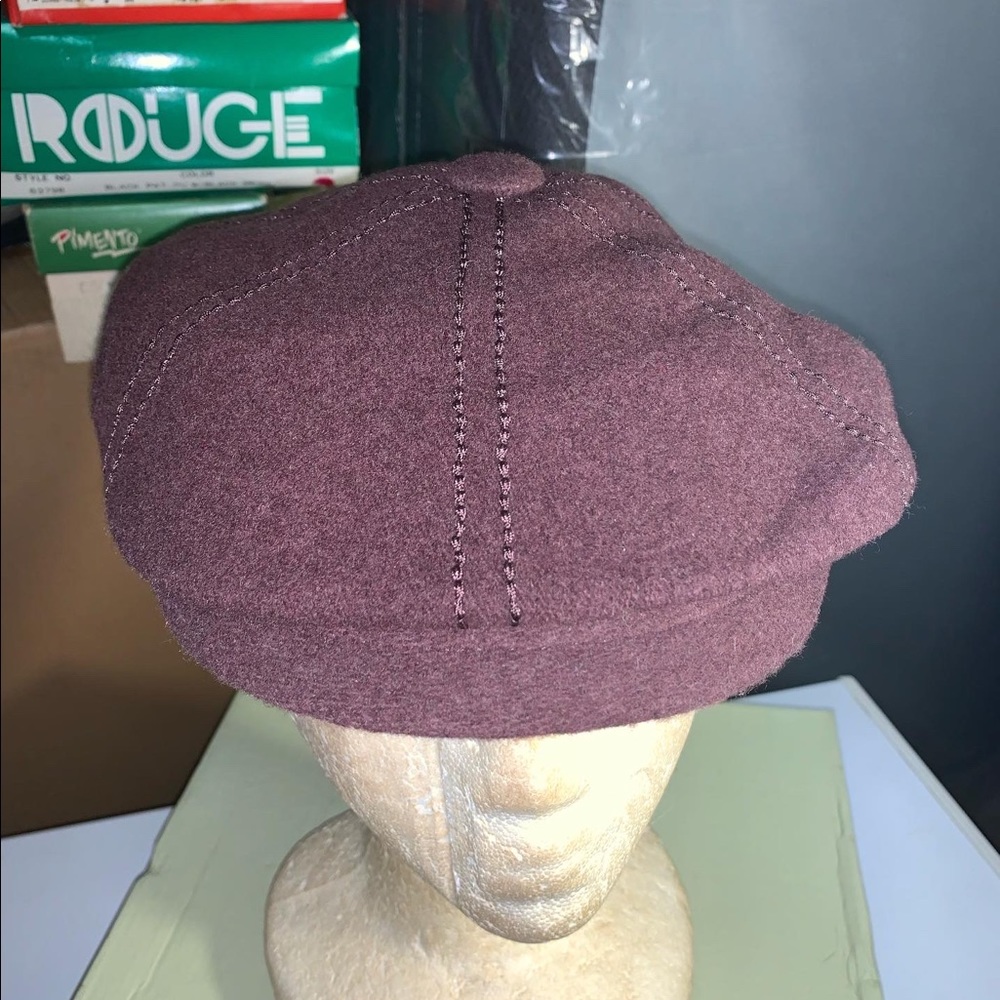 Woman’s Cap - image 1